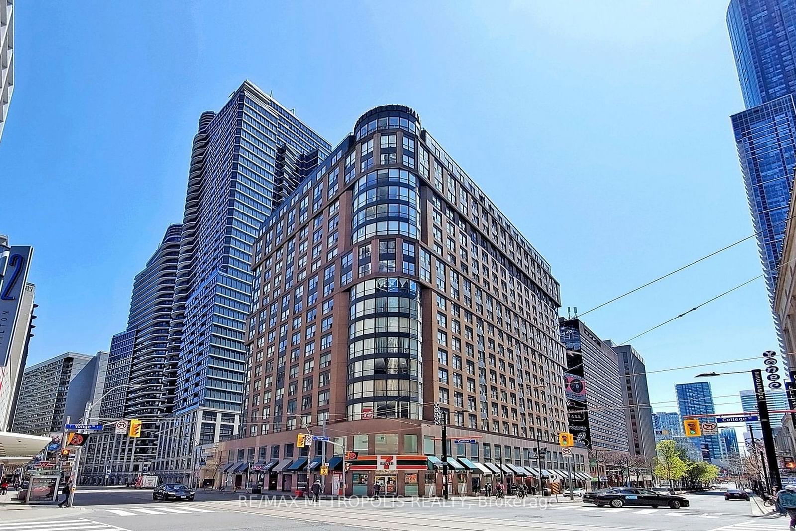 Condo for lease at 309-7 Carlton Street, Toronto, Church-Yonge Corridor, M5B 2M3 - MLS: C11972301