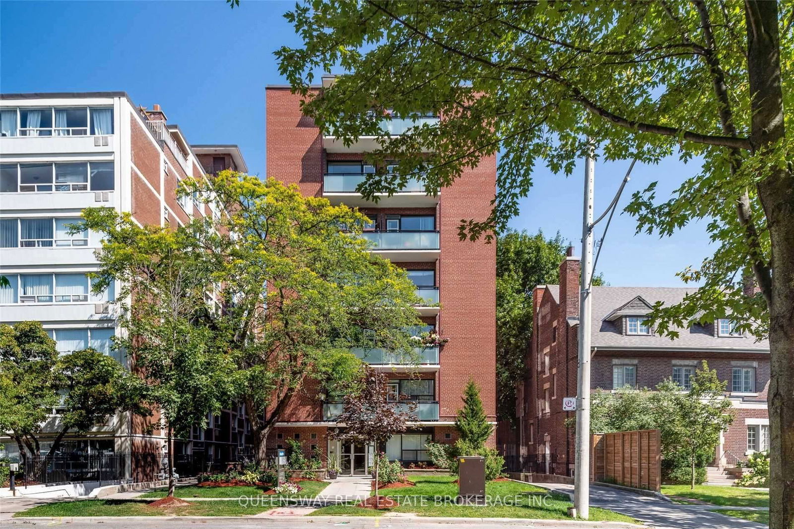 Building at 263 Russell Hill Road, Toronto, Casa Loma