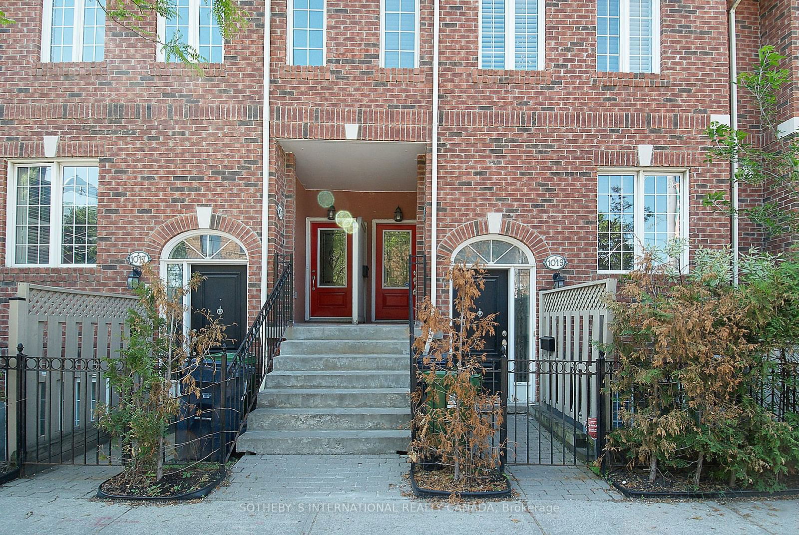 Townhouse for sale at 1019B College Street, Toronto, Little Portugal, M6H 1A8 - MLS: C11973056