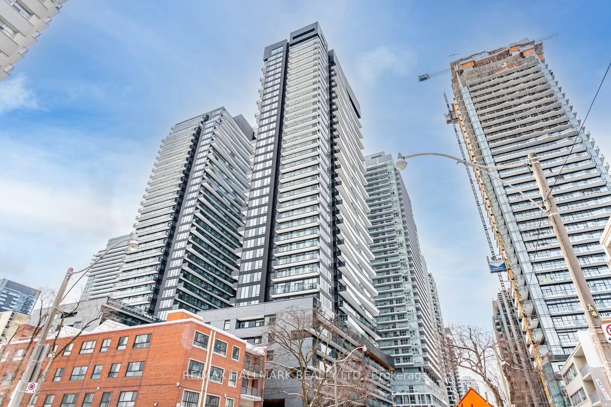 Condo for lease at 2310-117 Broadway Avenue, Toronto, Mount Pleasant West, M4P 1V3 - MLS: C11973224