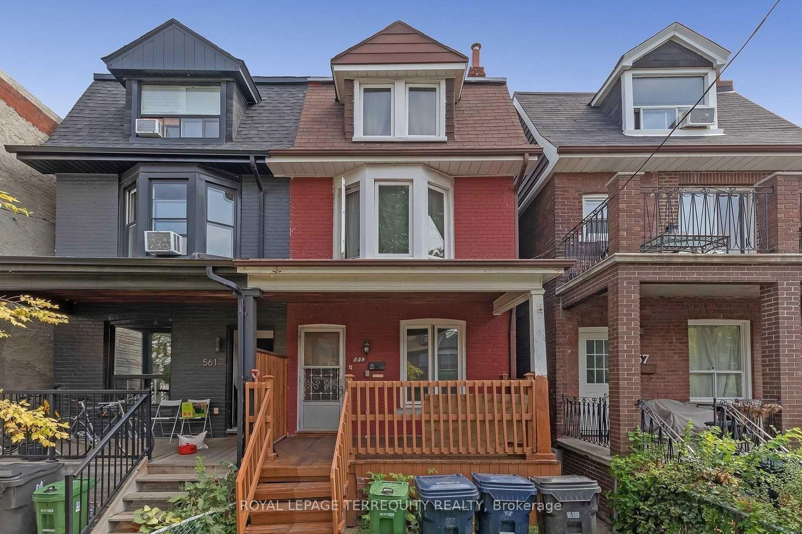 Townhouse for lease at 559 Crawford Street, Toronto, Palmerston-Little Italy, M6G 3J9 - MLS: C11973625