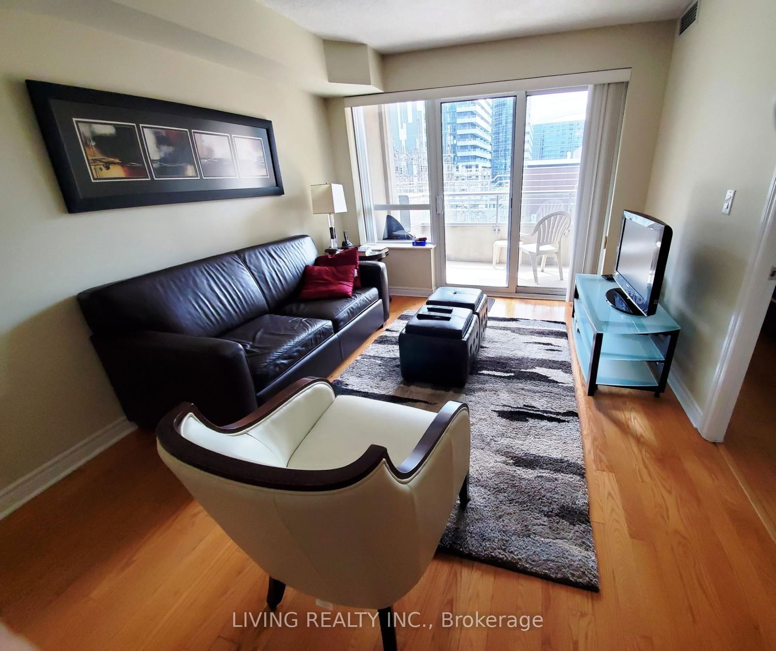 Condo leased at 435-250 Wellington Street, Toronto, Waterfront Communities C1, M5V 2V4 - MLS: C11973769