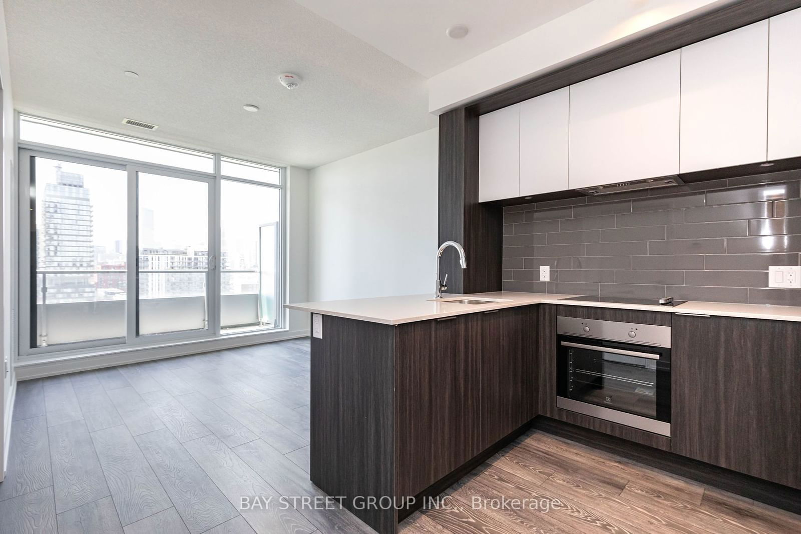 Condo for lease at 1006-225 Sumach Street, Toronto, Regent Park, M5A 3K3 - MLS: C11974159