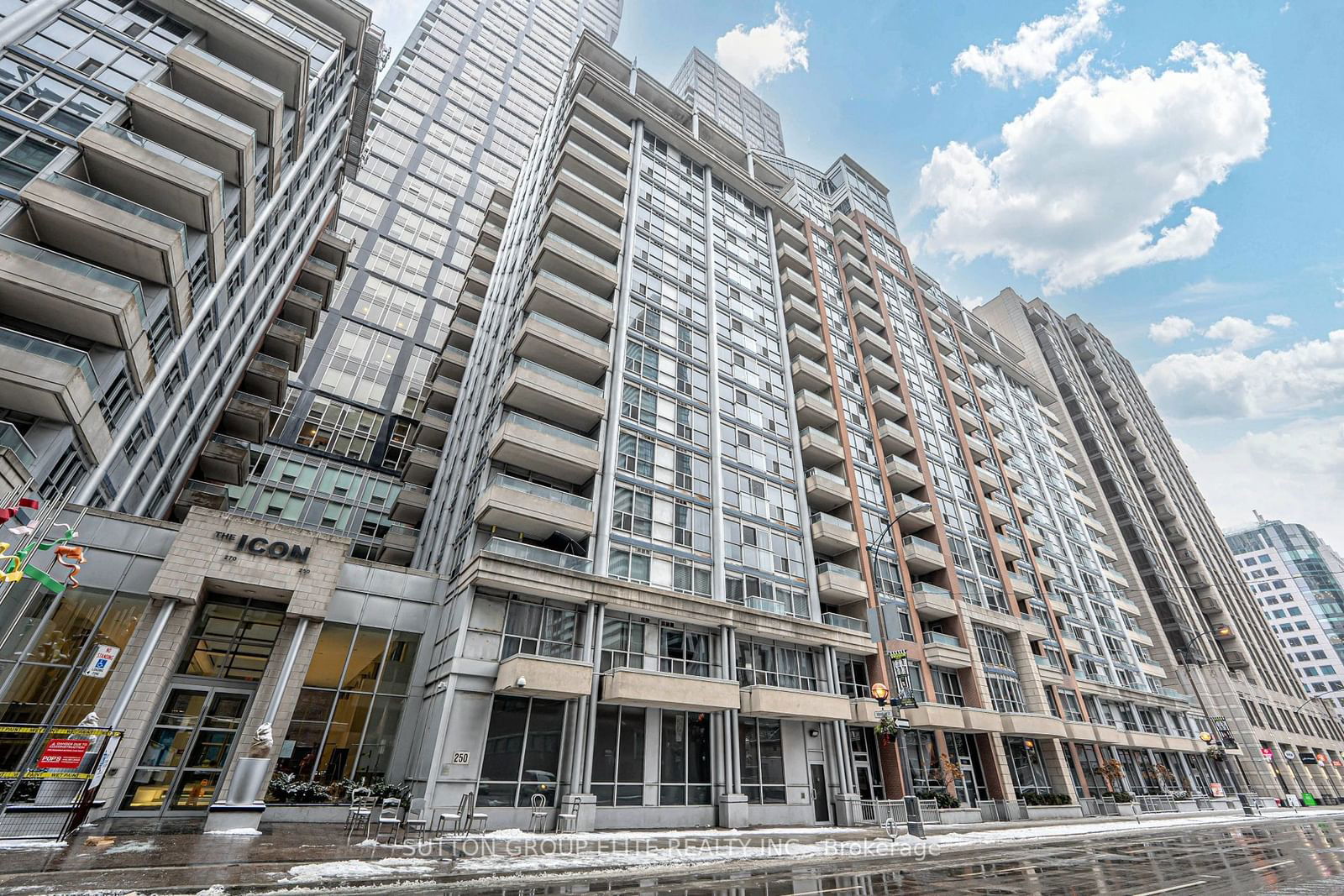 Condo for sale at 636-250 Wellington Street, Toronto, Waterfront Communities C1, M5V 3P6 - MLS: C11974442