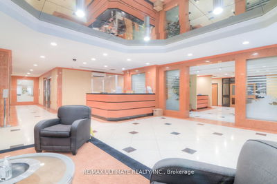Unit 406 — 633 Bay St, Toronto - Bay Street Corridor image-0-2