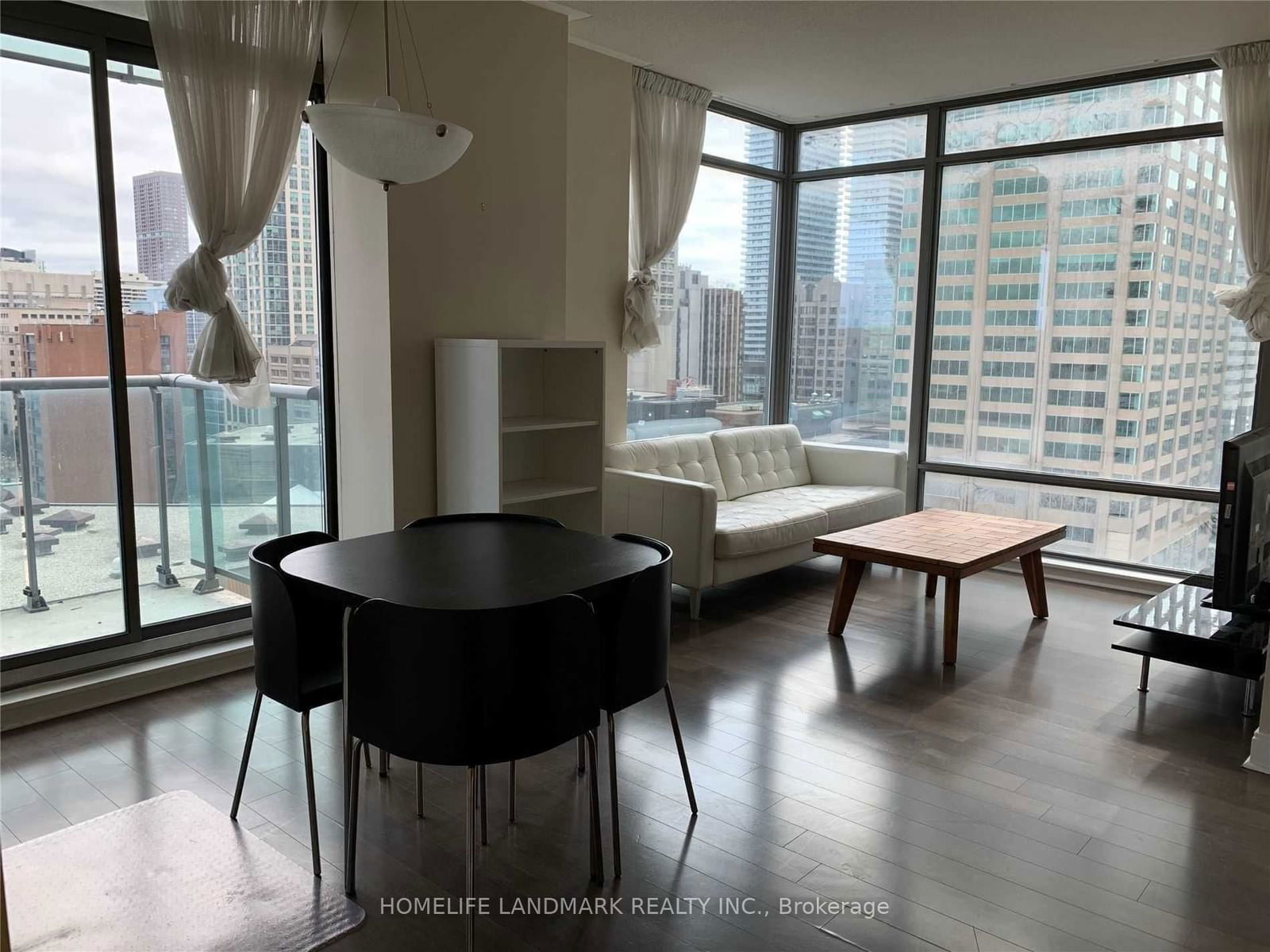 Condo for lease at 1602-18 Yorkville Avenue, Toronto, Annex, M4W 1L1 - MLS: C11974520