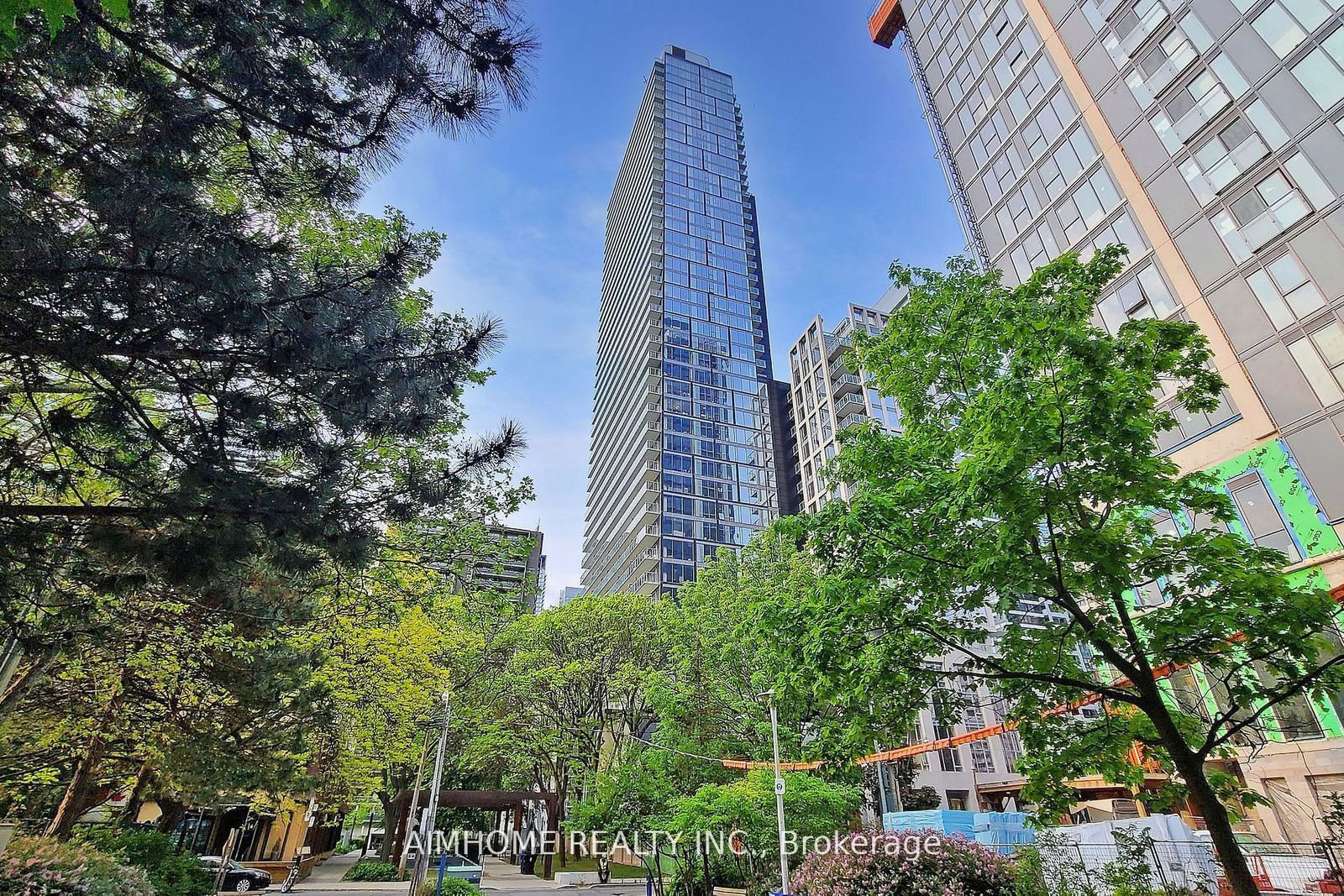 Condo for sale at 1815-1 Gloucester Street, Toronto, Church-Yonge Corridor, M4Y 1L8 - MLS: C11974529