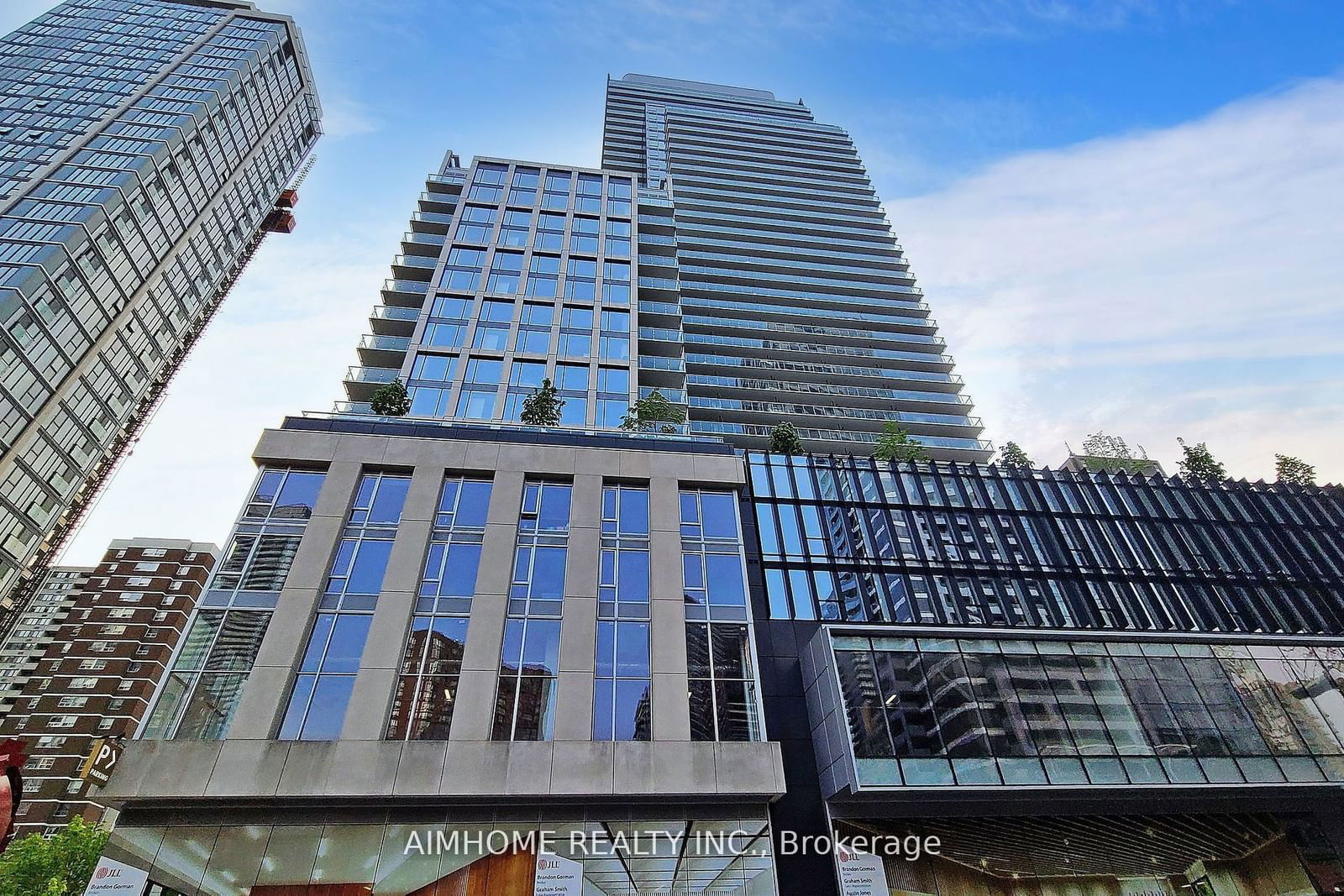 Condo for sale at 1815-1 Gloucester Street, Toronto, Church-Yonge Corridor, M4Y 1L8 - MLS: C11974529