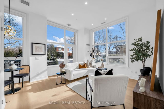 122 - 701 Sheppard Avenue
