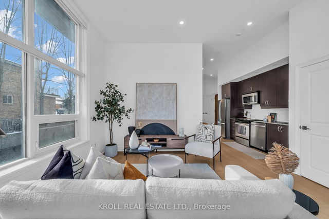 122 - 701 Sheppard Avenue