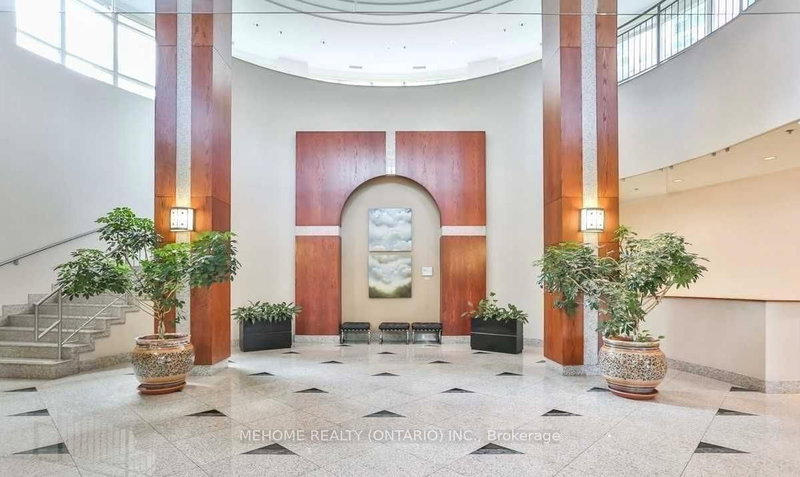 202 - 18 Harrison Garden Blvd, Toronto, M2N 7J7 | Image 2