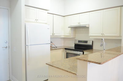 Unit 514 — 451 Rosewell Ave, Toronto - Lawrence Park South image-0-2