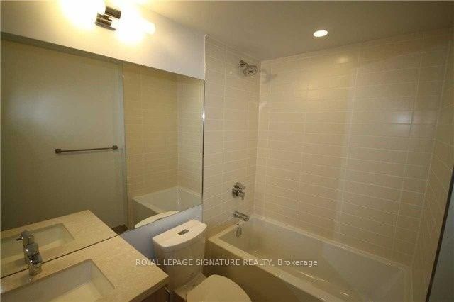 4003 - 290 Adelaide St W, Toronto, M5V 1P6 | Image 3