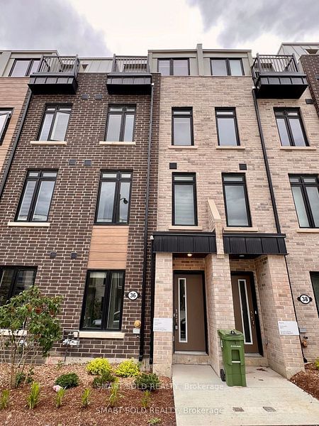 Townhouse for lease at 36 Case Ootes Drive, Toronto, Victoria Village, M4A 1C5 - MLS: C11974977