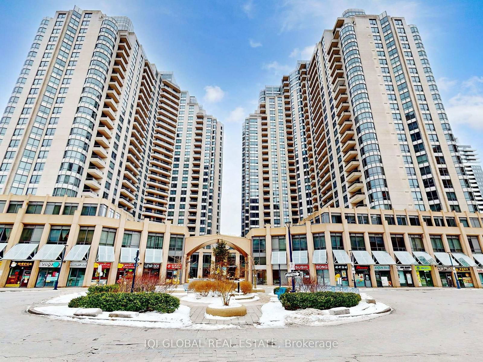 Condo sold at 1304-5 Northtown Way, Toronto, Willowdale West, M2N 7A1 - MLS: C11975348