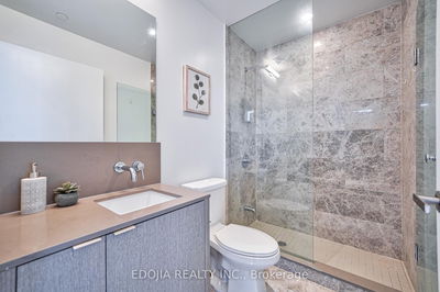 Unit 6004 — 100 Harbour St, Toronto - Waterfront Communities C1 image-0-4