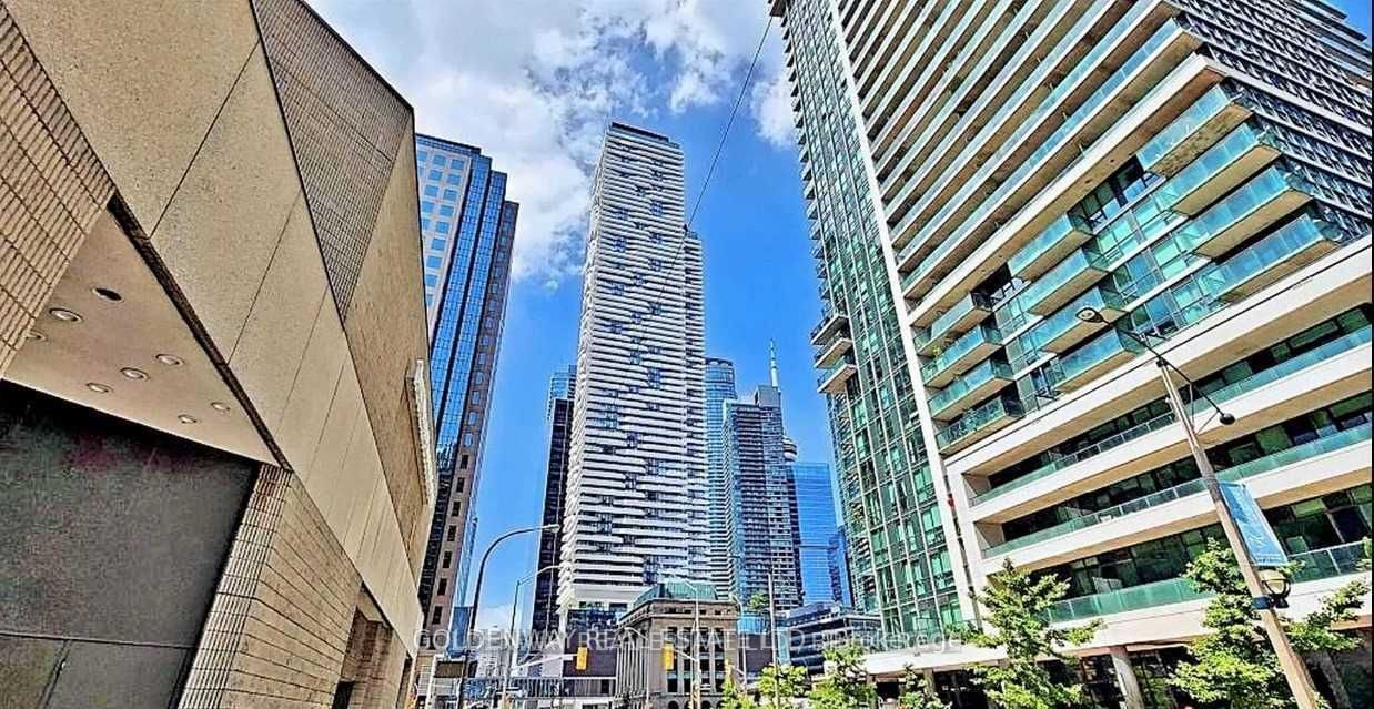 Condo for sale at 2211-100 Harbour Street, Toronto, Waterfront Communities C1, M5J 2T5 - MLS: C11976287