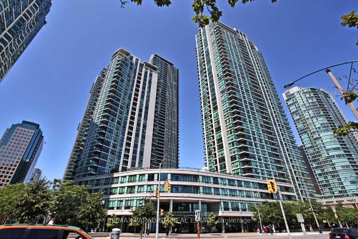 Condo for lease at 1106-16 Yonge Street, Toronto, Waterfront Communities C1, M5E 2A1 - MLS: C11976331