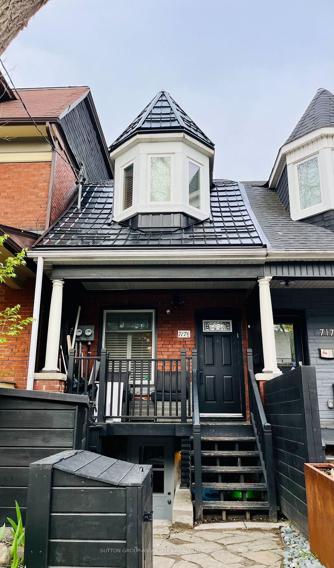 Semi-Detached House sold at 717 1/2 Palmerston Avenue, Toronto, Annex, M6G 2R2 - MLS: C11976345