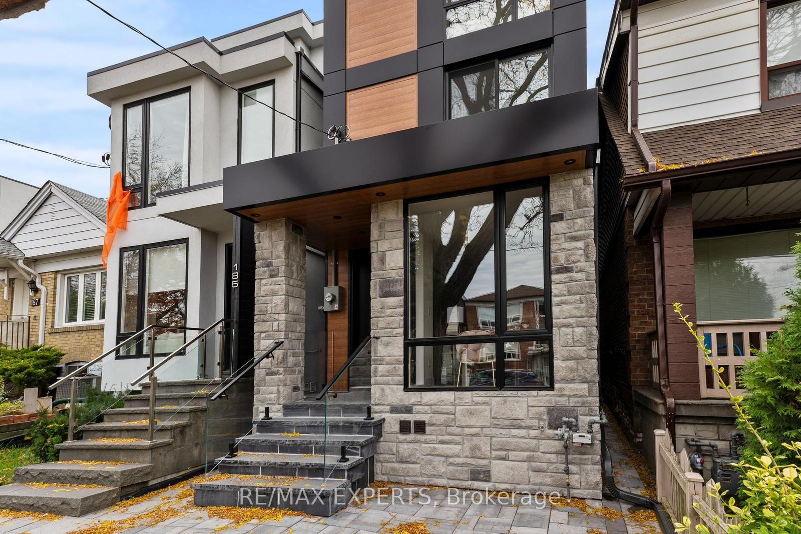 Detached House sold at 183 Atlas Avenue, Toronto, Oakwood Village, M6C 3P6 - MLS: C11976368