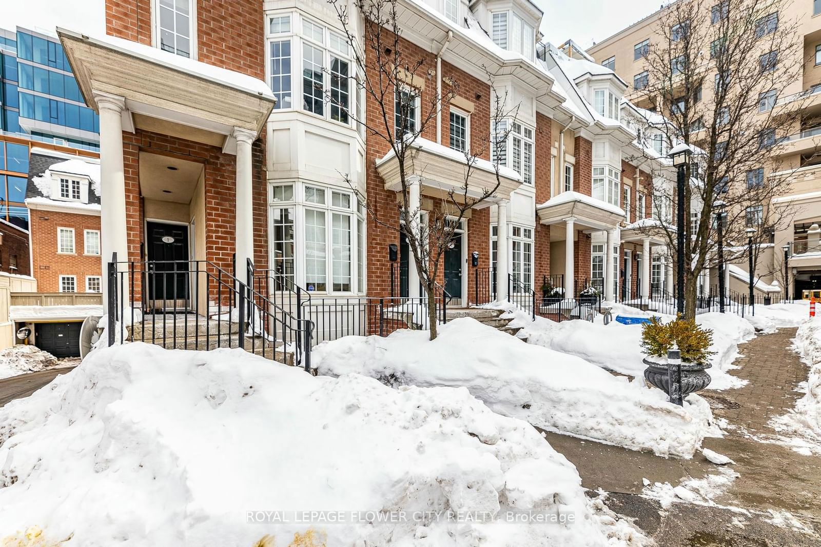 Townhouse for sale at 14-11 Niagara Street, Toronto, Waterfront Communities C1, M5V 3N9 - MLS: C11976485