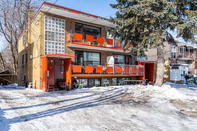 60 Garthdale Crt, Toronto - Bathurst Manor image-0-2