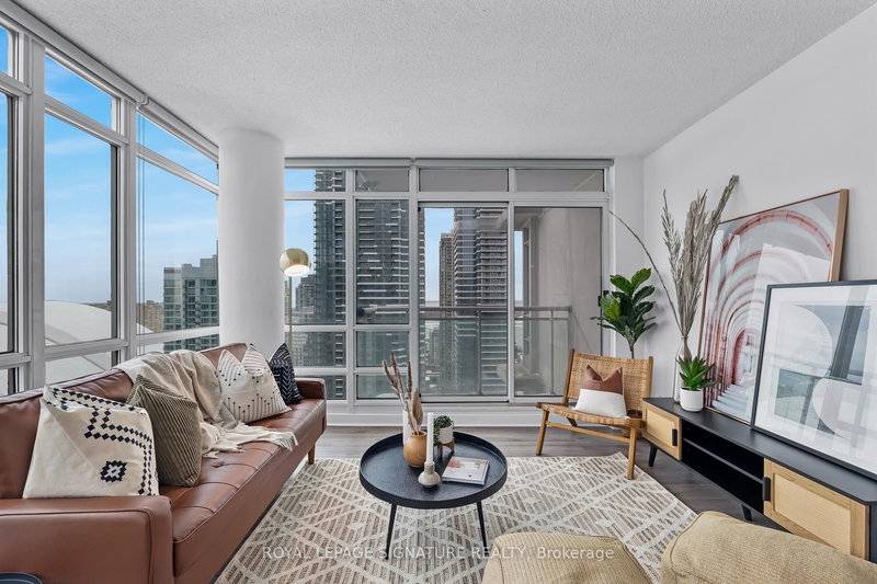 3710 - 397 Front St W, Toronto, M5V 3S1 | Image 2