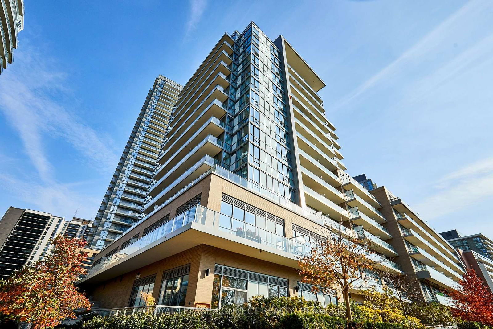 Condo for sale at 521-52 Forest Manor Road, Toronto, Henry Farm, M2J 0E2 - MLS: C11976834