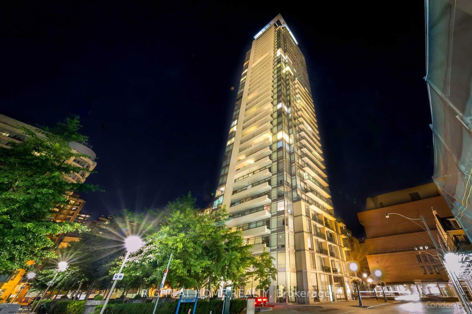 Condo for lease at 1904-18 Yorkville Avenue, Toronto, Annex, M4W 1L4 - MLS: C11976890