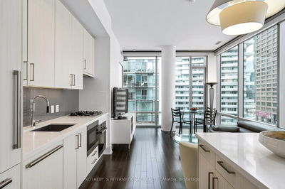 Unit 803 — 39 Queens Quay, Toronto - Waterfront Communities C8 image-0-2