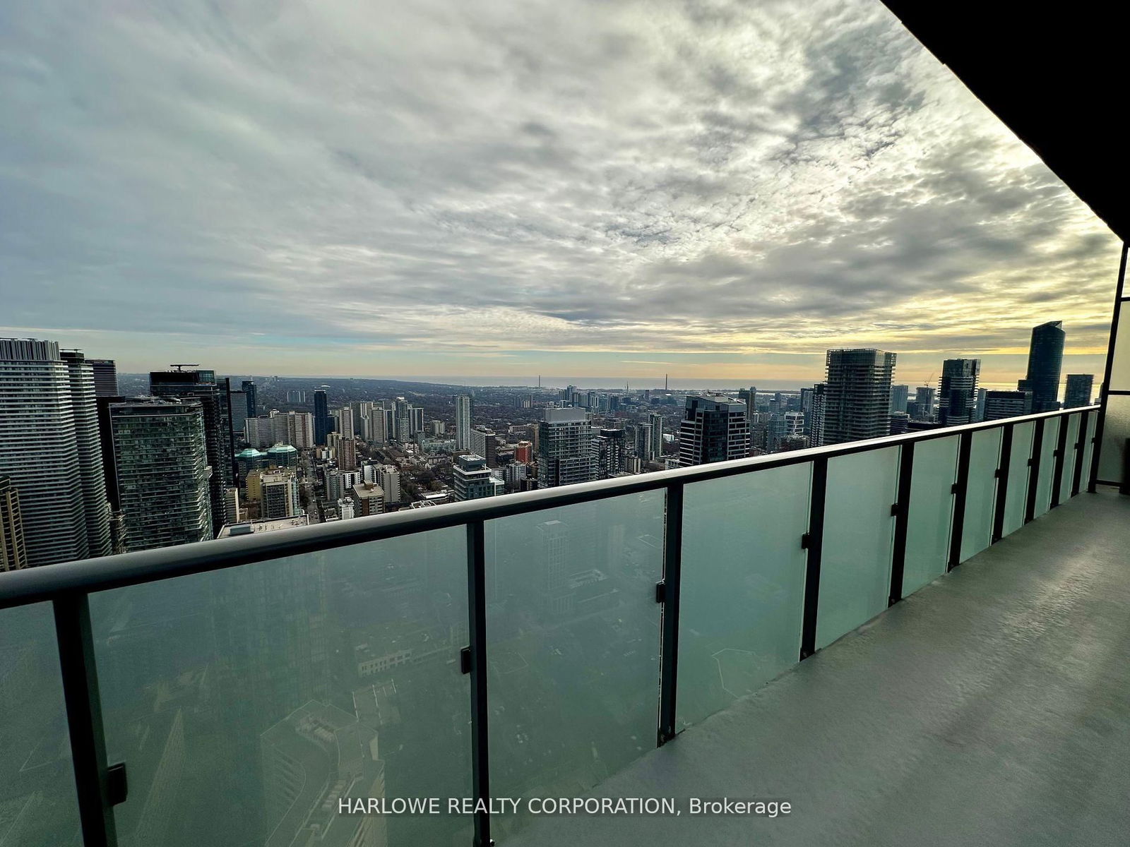 Condo leased at PH08-1080 Bay Street, Toronto, Bay Street Corridor, M5S 0A5 - MLS: C11977115