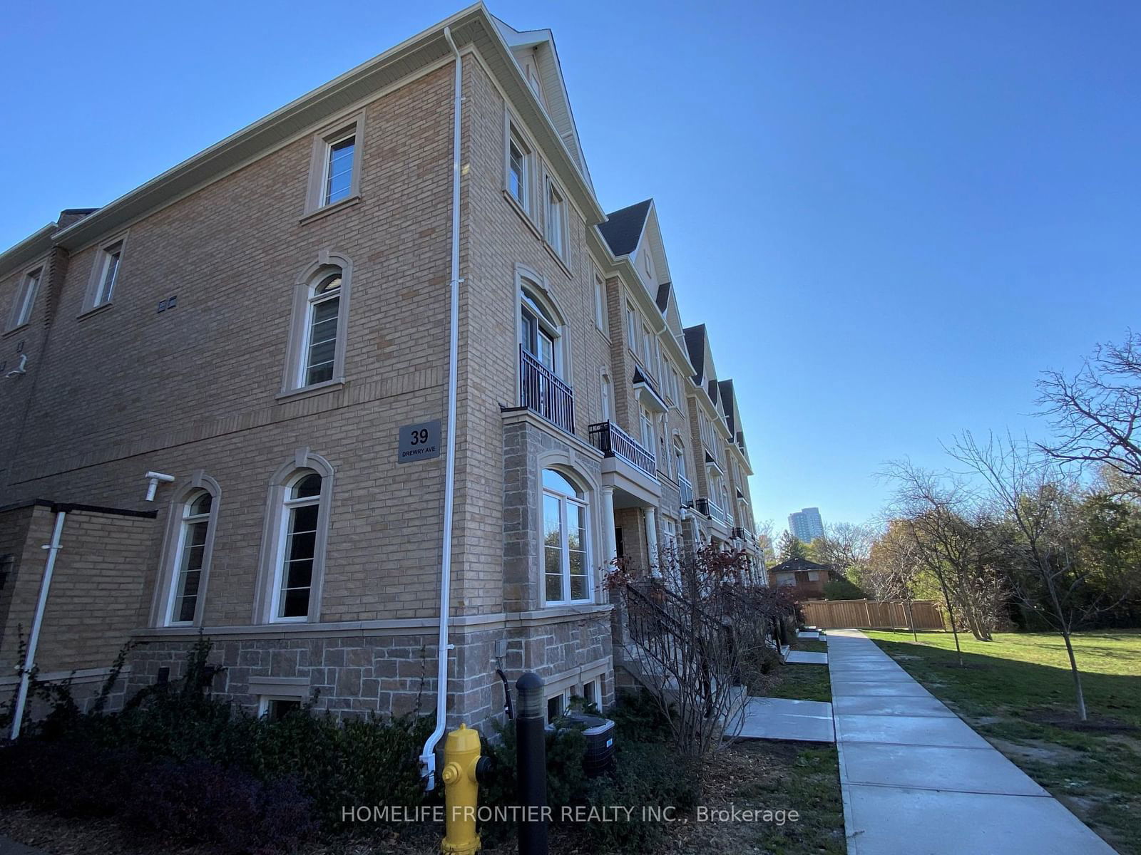 Townhouse for lease at Th7-39 Drewry Avenue, Toronto, Newtonbrook West, M2M 0B4 - MLS: C11977246