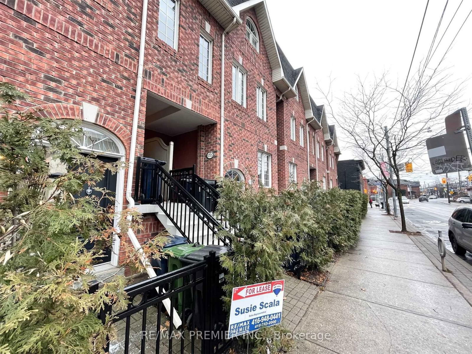 Townhouse for lease at 1013A College Street, Toronto, Little Portugal, M6H 1A8 - MLS: C11977397