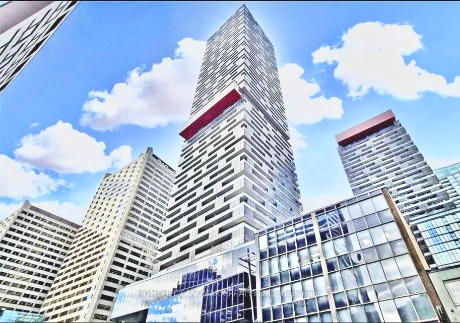 Condo for lease at 2207-8 Eglinton Avenue, Toronto, Mount Pleasant West, M4P 0C1 - MLS: C11977593