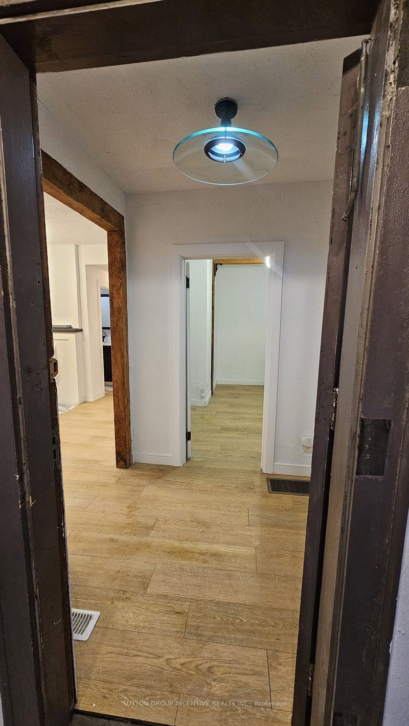 MAIN - 233 Ellerslie Ave, Toronto, M2N 1Y3 | Image 3