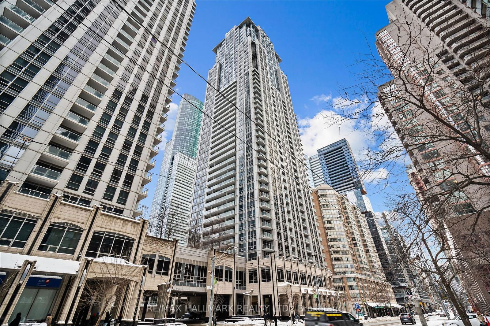 Condo for sale at 2303-761 Bay Street, Toronto, Bay Street Corridor, M5G 2R2 - MLS: C11977770