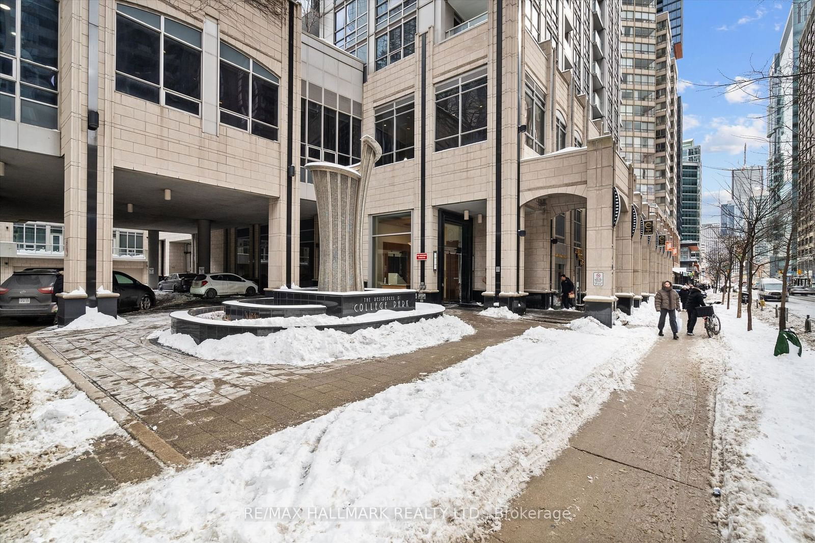 Condo for sale at 2303-761 Bay Street, Toronto, Bay Street Corridor, M5G 2R2 - MLS: C11977770