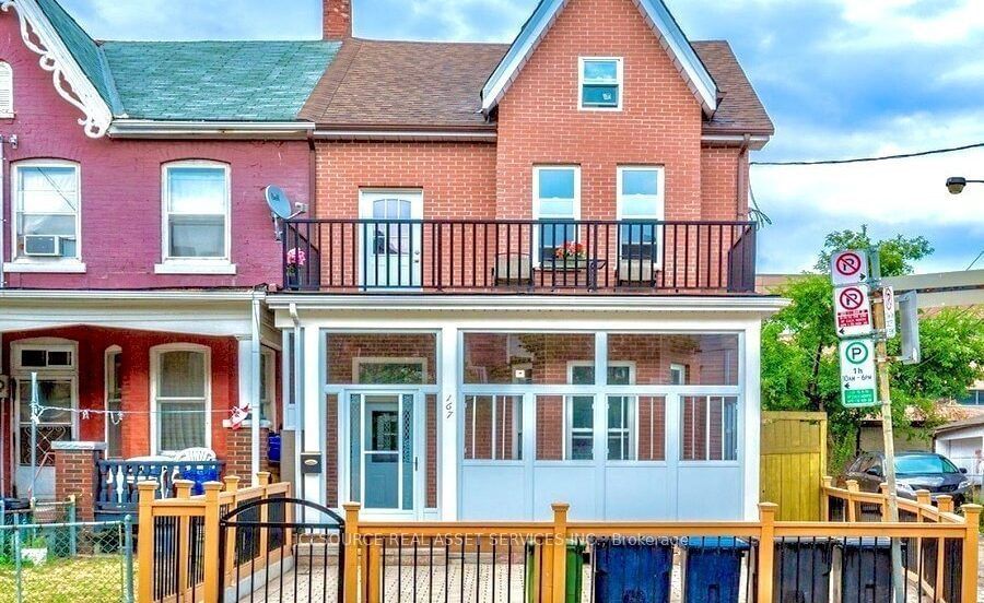 Semi-Detached House for lease at 1-167 Markham Street, Toronto, Trinity-Bellwoods, M6J 2G7 - MLS: C11977949