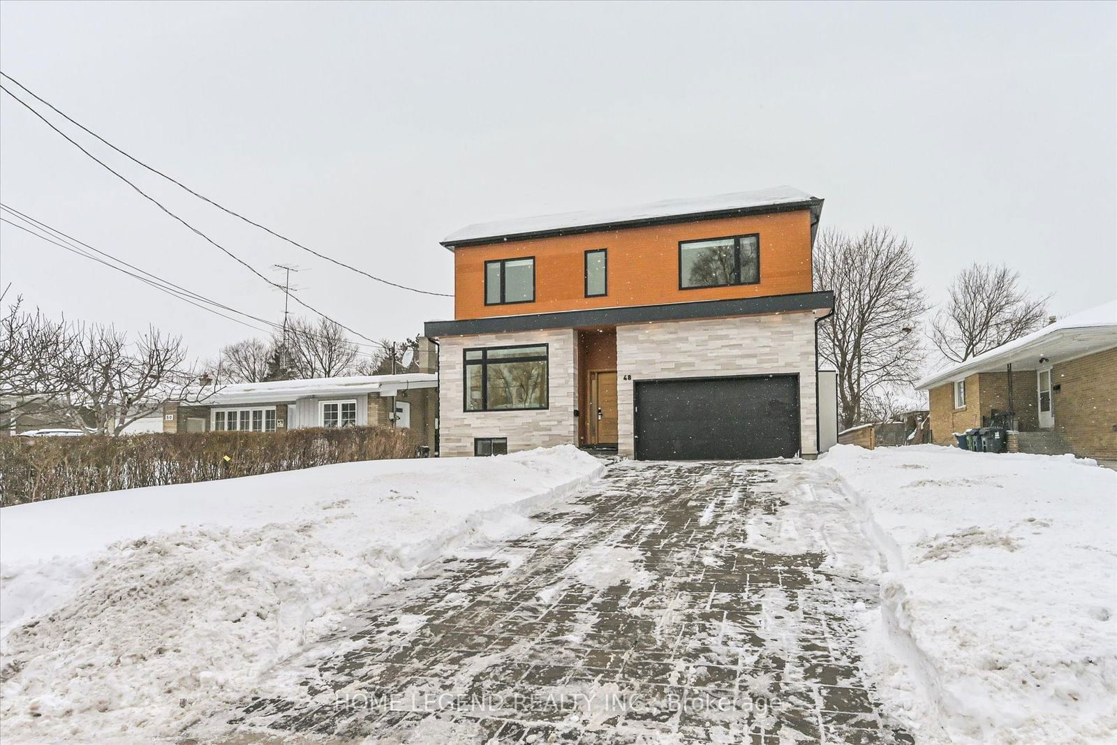 Detached House sold at 48 Cocksfield Avenue, Toronto, Bathurst Manor, M3H 3S6 - MLS: C11978099