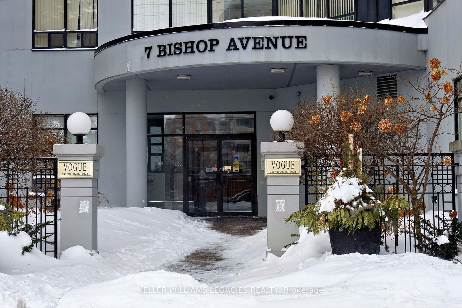 Condo for sale at 1203-7 Bishop Avenue, Toronto, Newtonbrook East, M2M 4J4 - MLS: C11978126