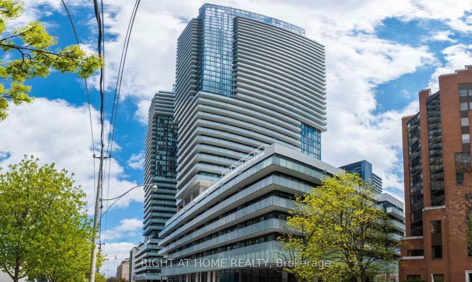 Condo for lease at 2007-161 Roehampton Avenue, Toronto, Mount Pleasant East, M4P 1P9 - MLS: C11978137