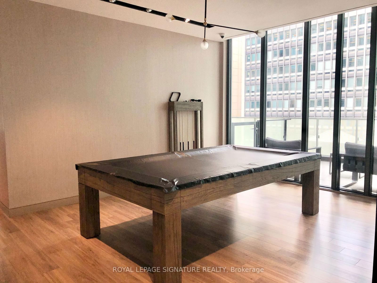 Condo for lease at 202-25 Richmond Street, Toronto, Church-Yonge Corridor, M5C 4K6 - MLS: C11978198