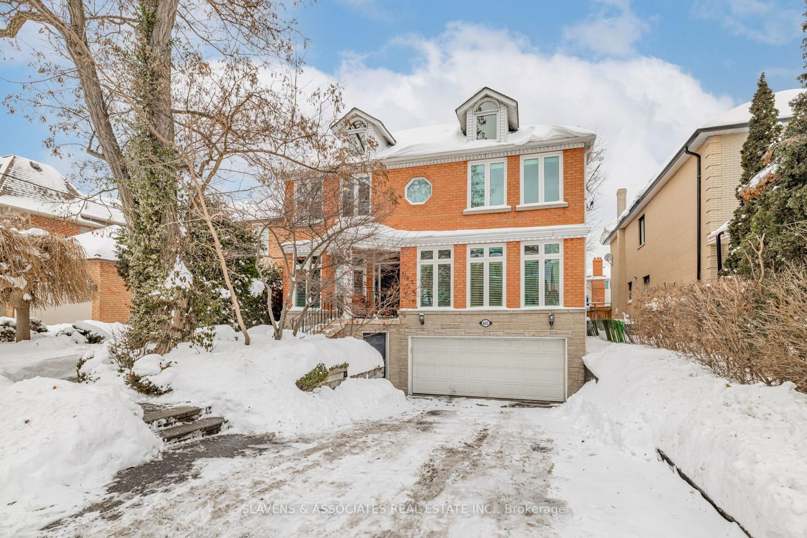 Detached House for sale at 602 Glengrove Avenue, Toronto, Englemount-Lawrence, M6B 2H8 - MLS: C11978274