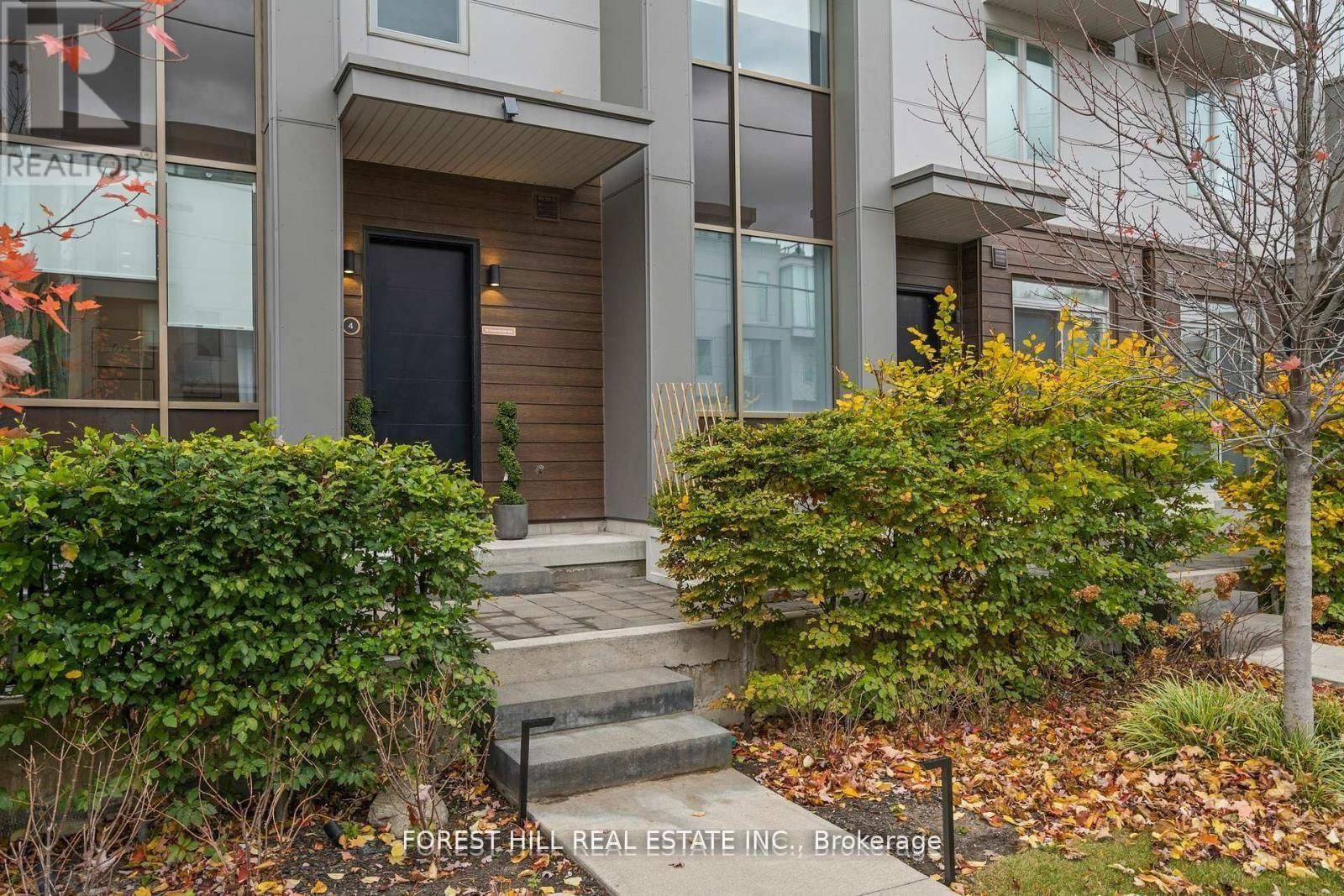 Townhouse for sale at 4-18 Greenbriar Road, Toronto, Bayview Village, M2K 0G7 - MLS: C11978341