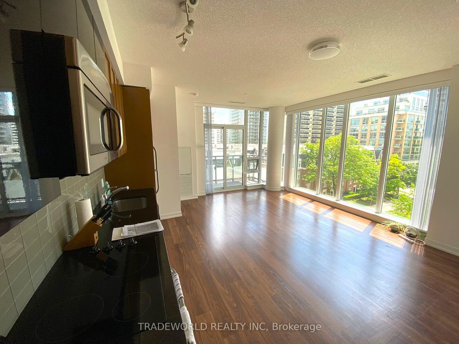 Condo for lease at 424-98 Lillian Street, Toronto, Mount Pleasant West, M4S 0A5 - MLS: C11978383