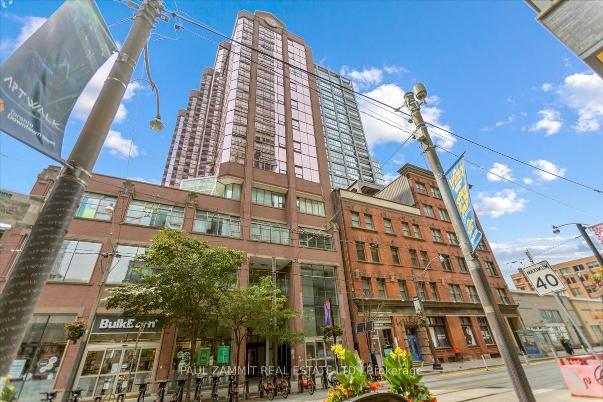 Condo for sale at 806-393 King Street, Toronto, Waterfront Communities C1, M5V 1N4 - MLS: C11978471