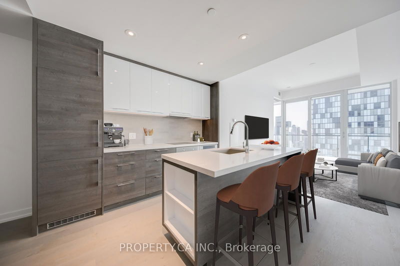 Unit 2708 — 488 University Ave, Toronto - University image-0-0