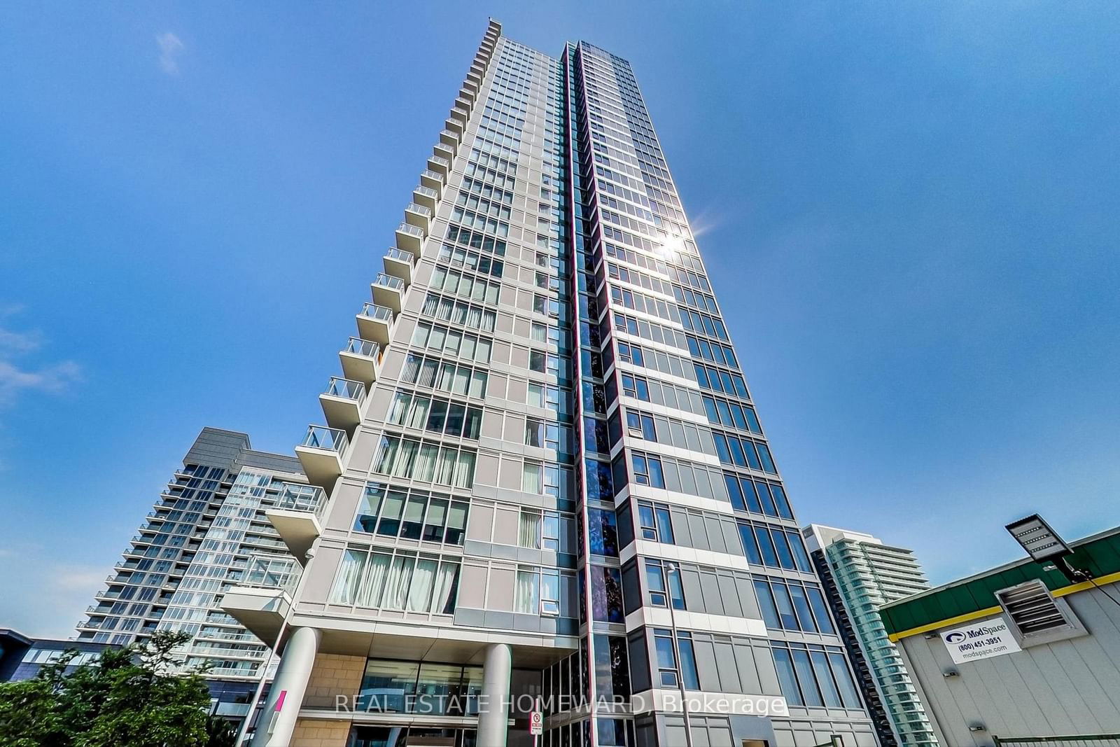 Condo for lease at 702-121 Mcmahon Drive, Toronto, Bayview Village, M2K 0C1 - MLS: C11978572