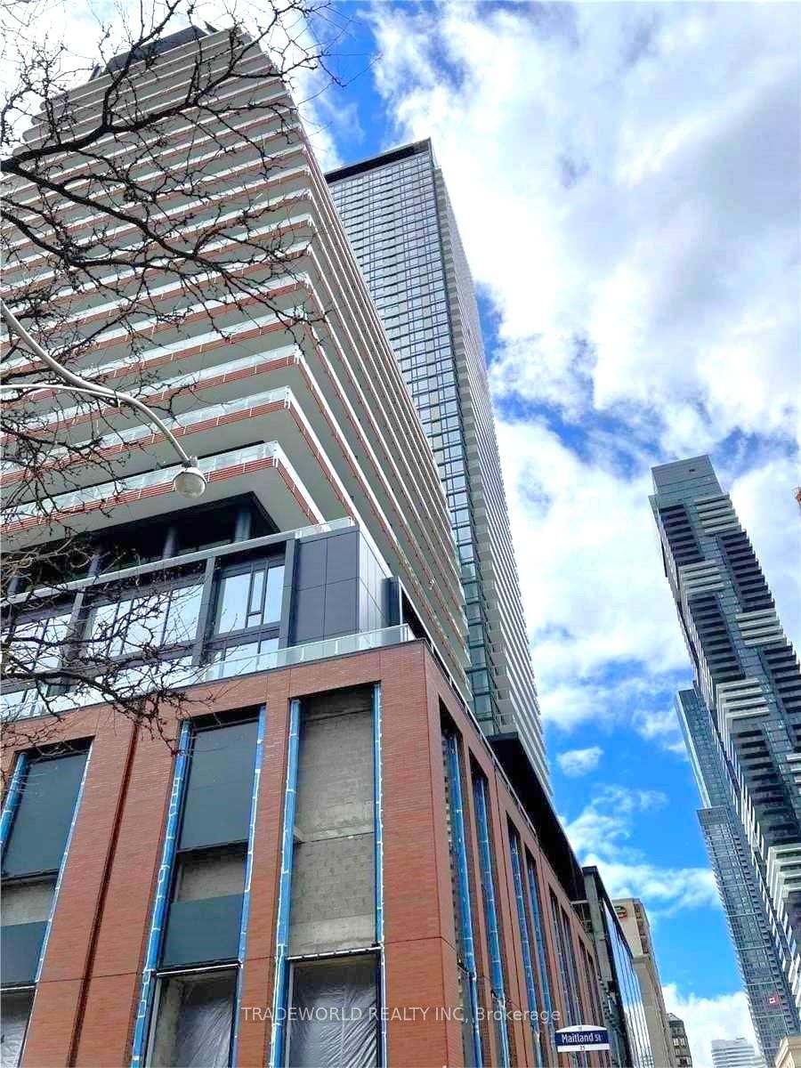 Condo for lease at 1704-18 Maitland Terrace, Toronto, Church-Yonge Corridor, M4Y 0H2 - MLS: C11978657