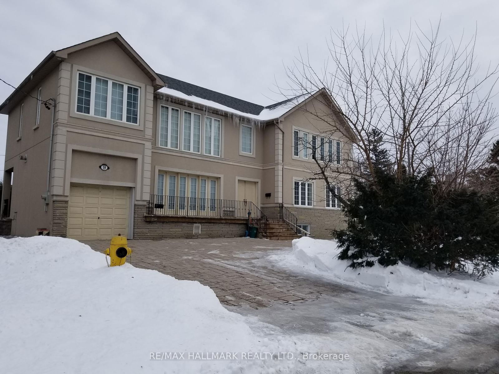 Detached House for sale at 18 Mullet Road, Toronto, Willowdale East, M2M 2A6 - MLS: C11978688